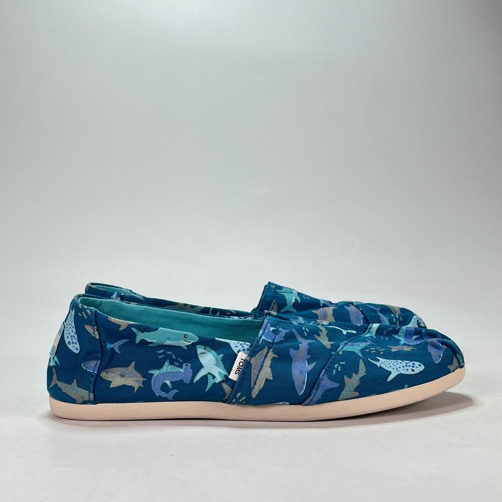 TOMS Alpargata Blue Shark Pattern Classic Casual Slip On Shoes Women's Size 5.5